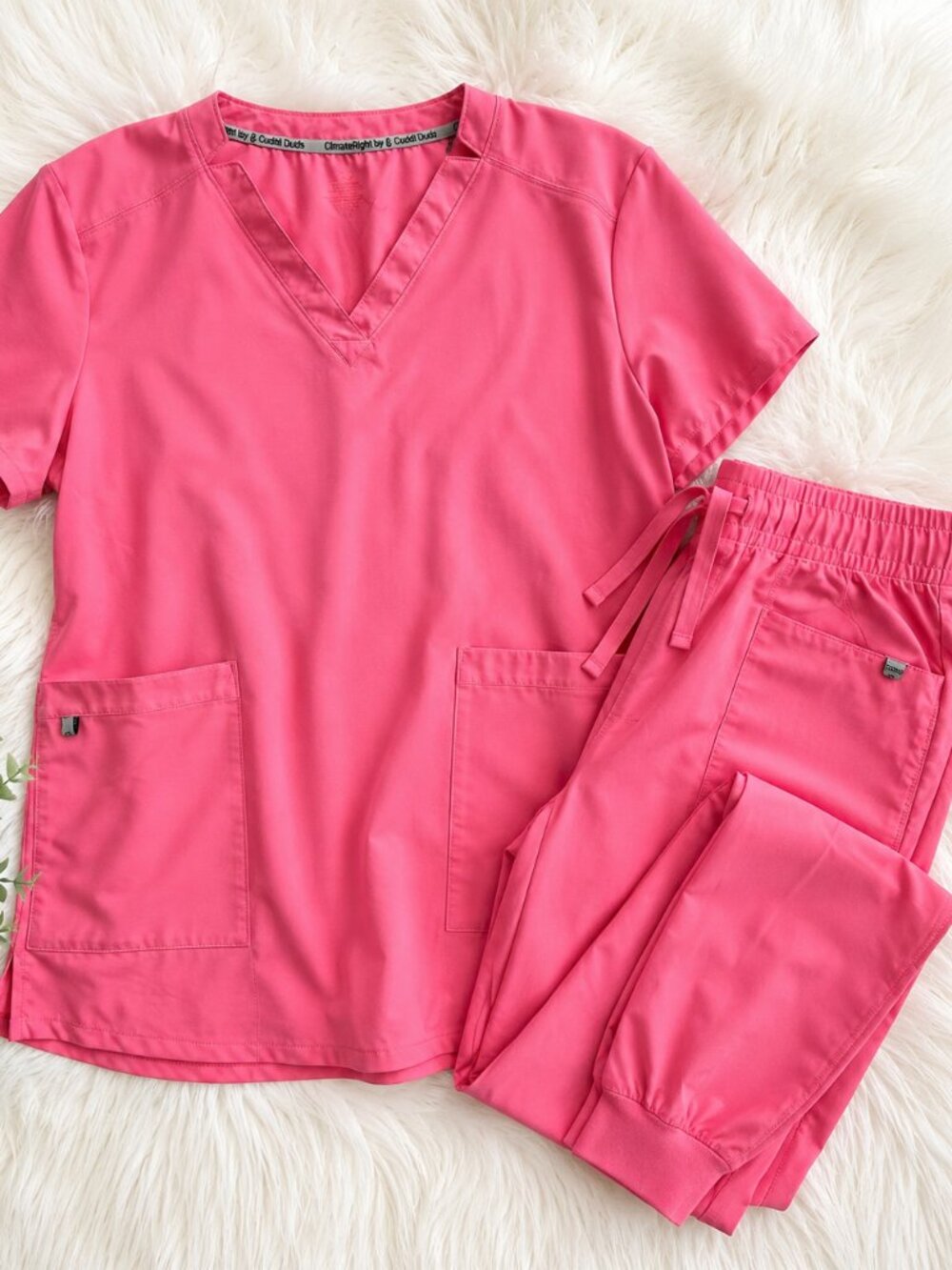 ClimateRight by Cuddl Duds Pink Scrub Set XL Top Large Jogger Pants